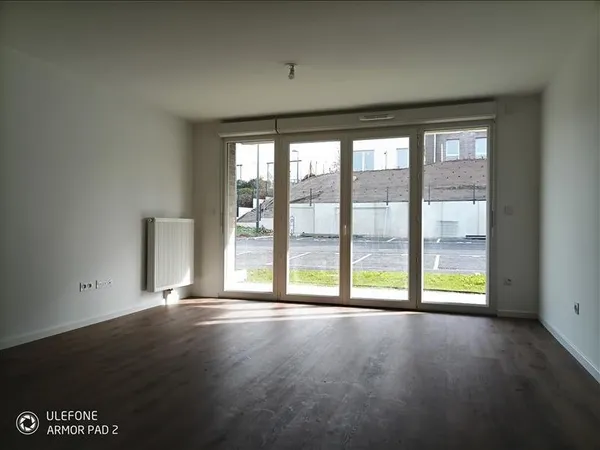 Appartement - RDC - 63 m2 - 3 pièces - Non meublé