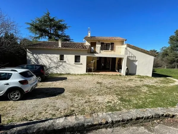 Maison 5 pièces 148 m²