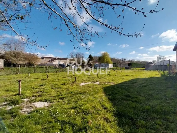 TERRAIN À VENDRE DE 740,00 M²