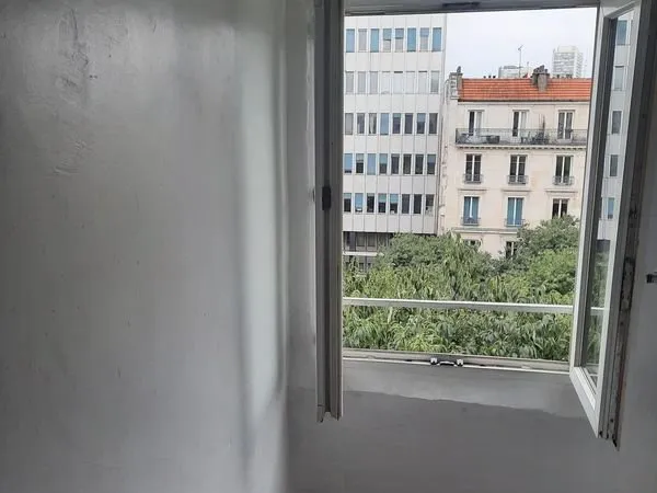 Charmante studette lumineuse - Paris 13e / limite 5e