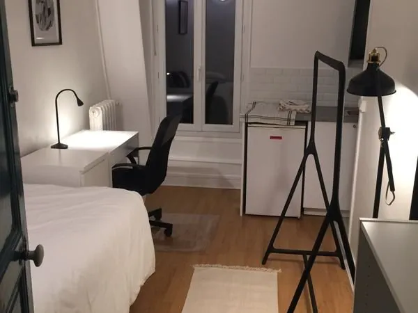 Chambre / studio meublé Paris 16e Dauphine, ISG, Foch, Victor Hugo...