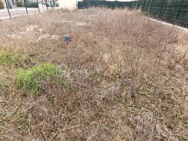 Terrain constructible 391 m²