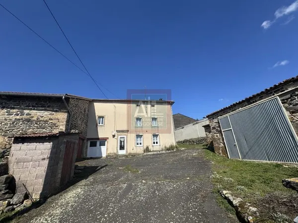 Corps de ferme avec dépendances