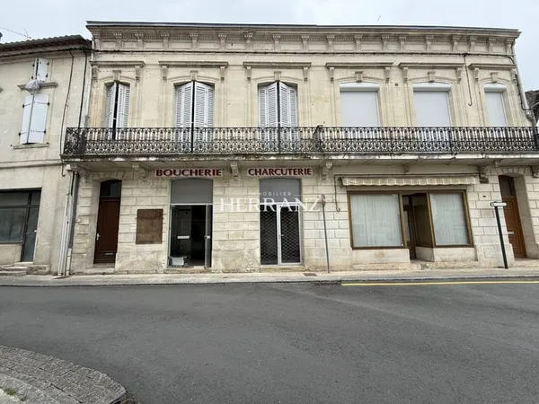 Immeuble à usage mixte à Vendre Idéal Investisseur T3 et