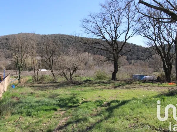 Terrain 344 m²
