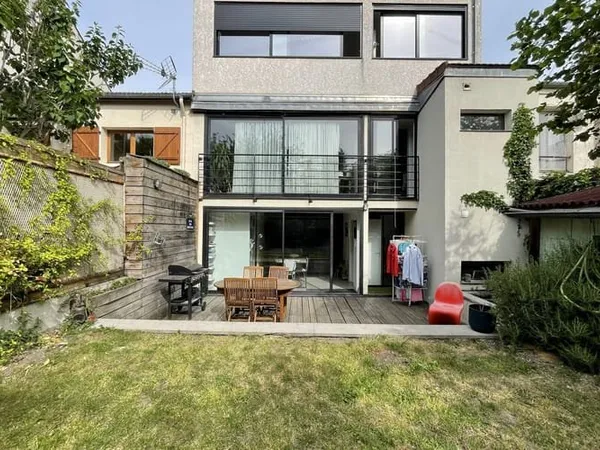 Maison 7 pièces 160 m²