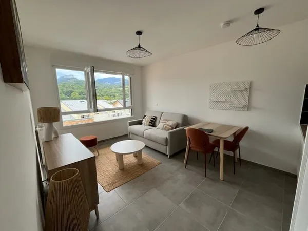 Superbe T1 meublé de 19m2 à Chambery