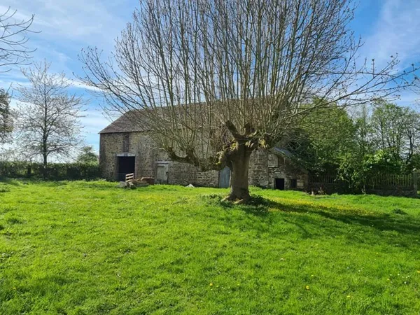 Maison 5 pièces 321 m²