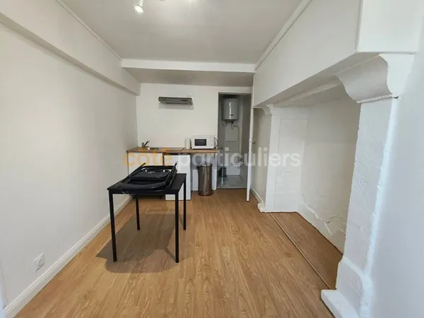 Studio meublé rénové de 25 m²