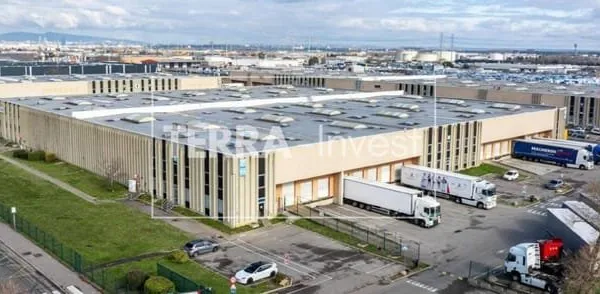 Entrepôt 12857 m²