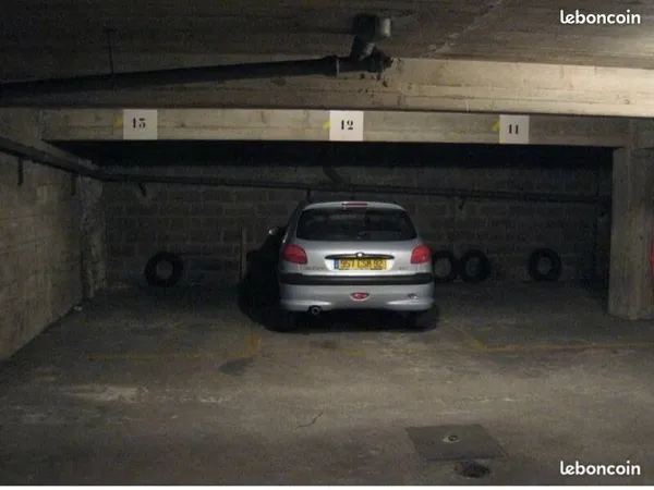 🚗 Place de parking à louer - Paris 12e, Porte de Vincennes