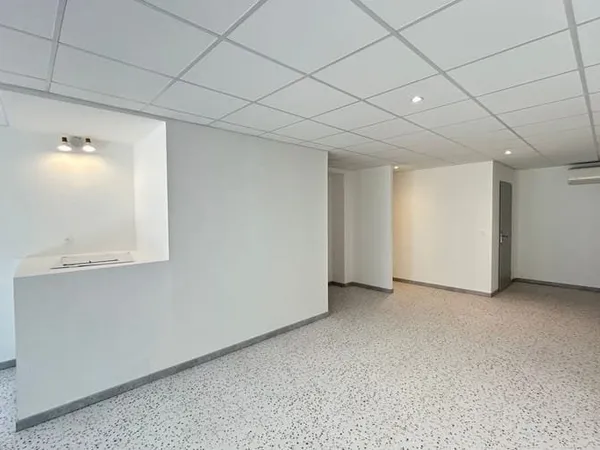 Local commercial 45 m²