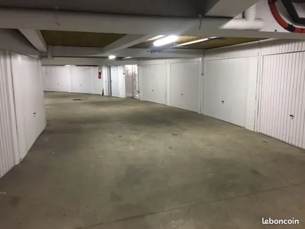 Garage/box 15 m² Cesson Sevigne