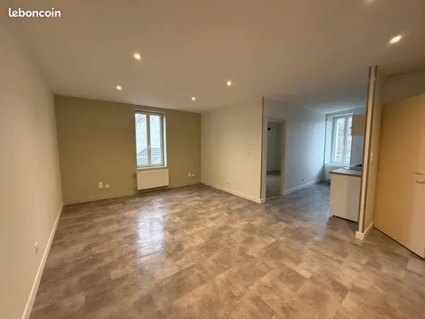 Appartement F3 entièrement rénové