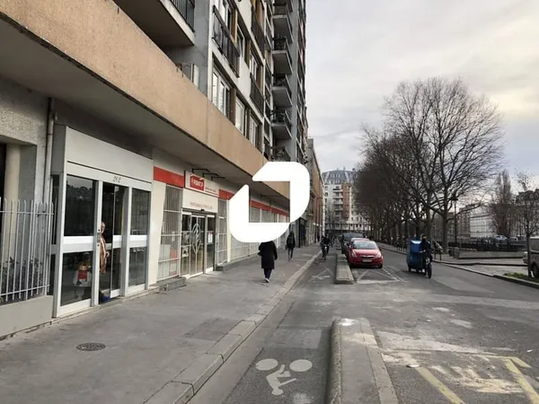 Local commercial 189 m²