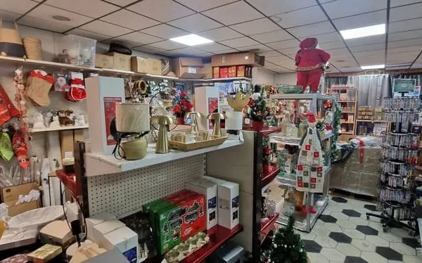 Fond de "commerce de bazar"