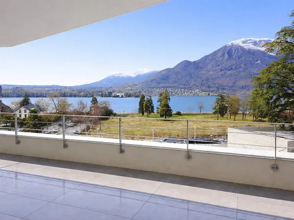 Appartement d'exception 4 pièces 111m² avec terrasse de 59m² au Trésum