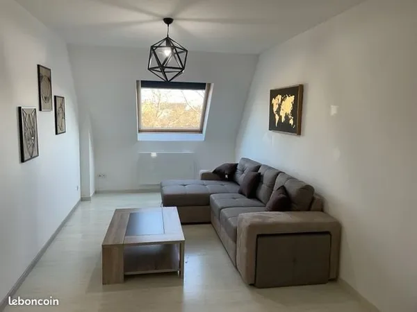 Chambre 5 pièces 12 m²