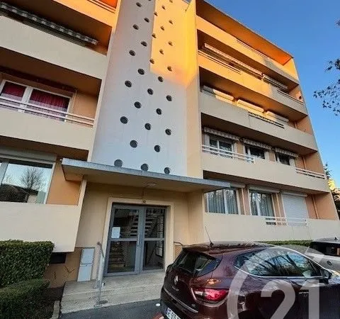 Appartement 5 pièces 66 m²
