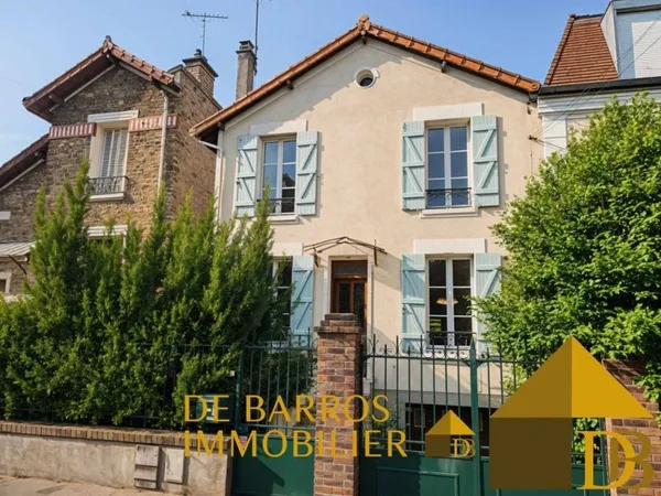 Maison de luxe 6 pièces 90 m²