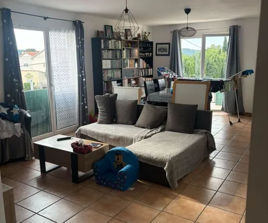 Appartement de 85m2 à louer sur La Fare-les-Oliviers