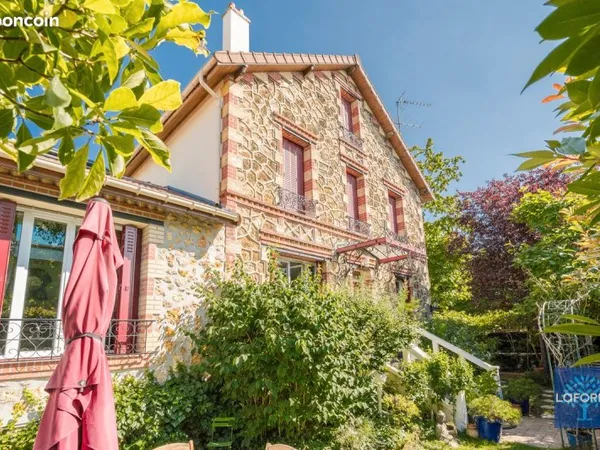 Maison 6 pièces 135 m²