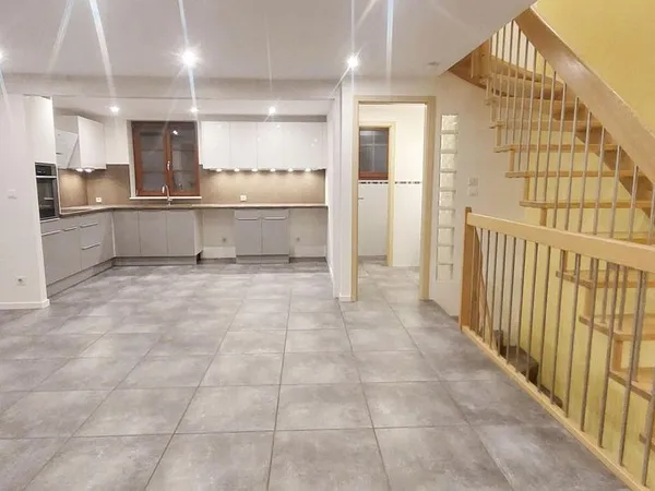 Maison de ville Appartement triplex F5 104m² HINDISHEIM garage Pac aquathermie plancher chauffant ra