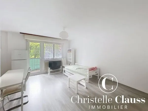 Studio 1 pièce 24 m²