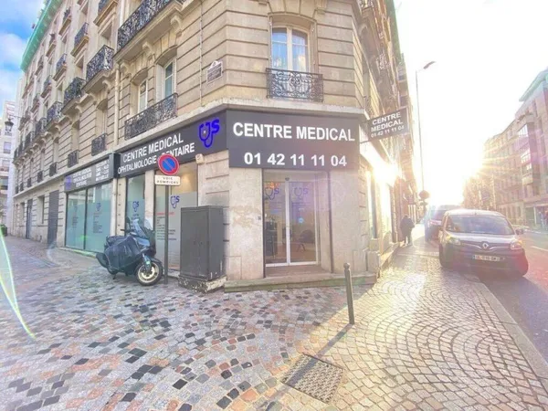 Boutique 250 m²