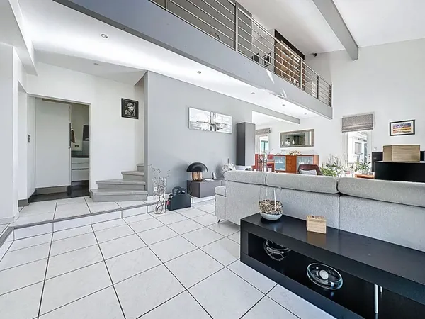 MAISON A VENDRE À MONTAUBAN (82), ENVIRONNEMENT CALME ,VERDOYANT, GARAGE, PISCINE