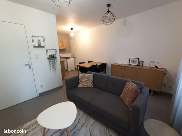 Appartement duplex meublé