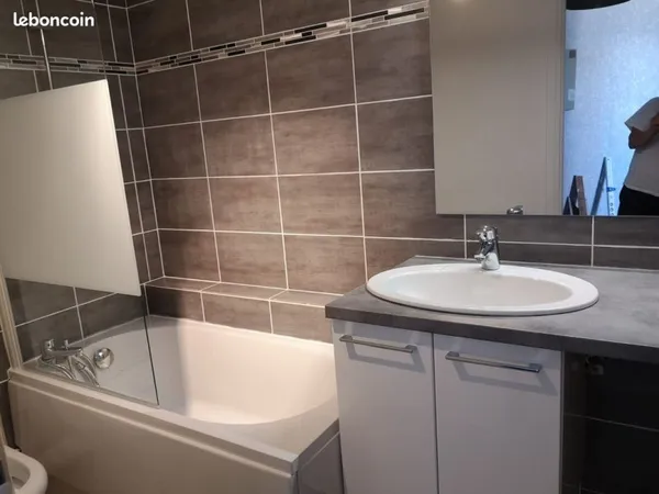Studio meublé résidence de France