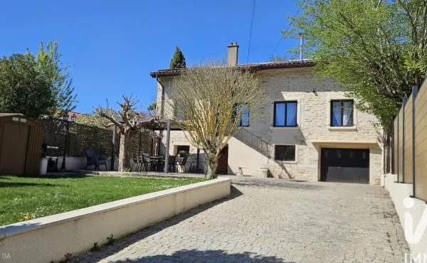 Maison 6 pièces 140 m²