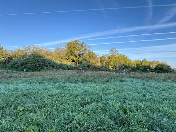 Terrain constructible sur les hauteurs de Cunault