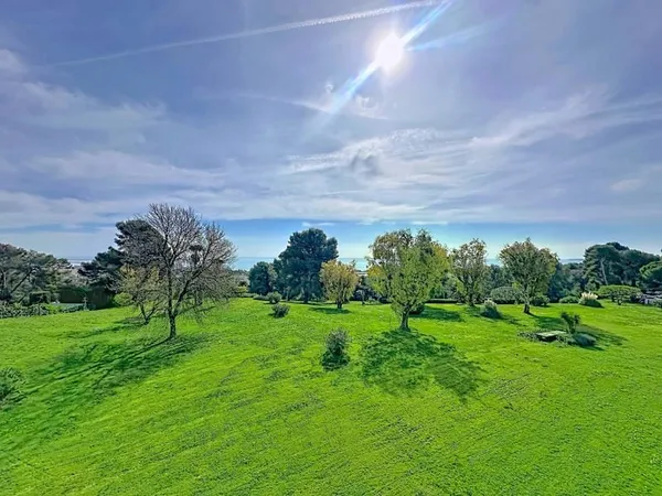 Cagnes Sur Mer dans Domaine réputé 4 pièces 118m2 VUE MER