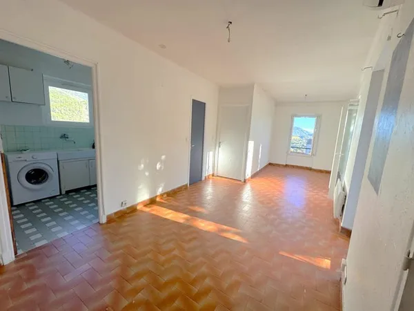LEVENS, Appartement 2 pièces avec balcon