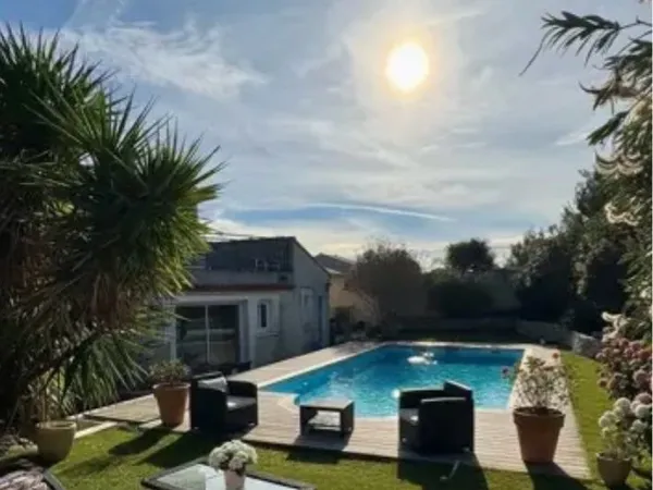 Direct propriétaire à vendre villa avec piscine