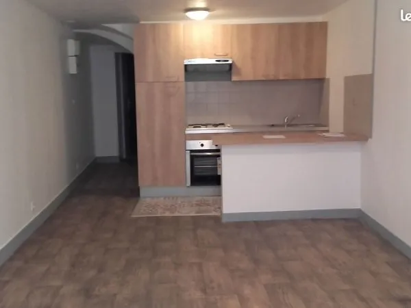 A louer F2, 40m2, hyper centre Guéret