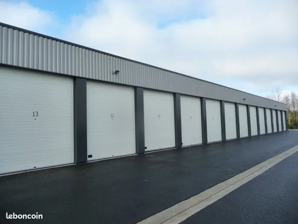 Loue Garage/Box