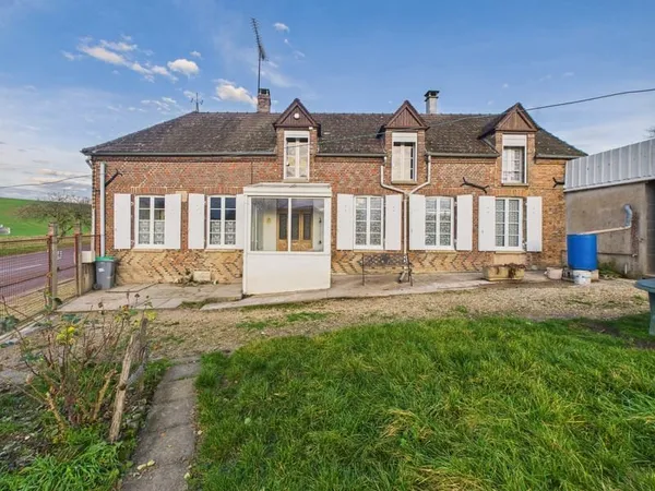 Charmante longère en briques apparentes, 2 chambres