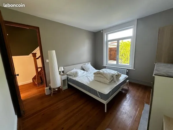 Chambre colocation 4 personnes meuble / lille - mons en baroeul