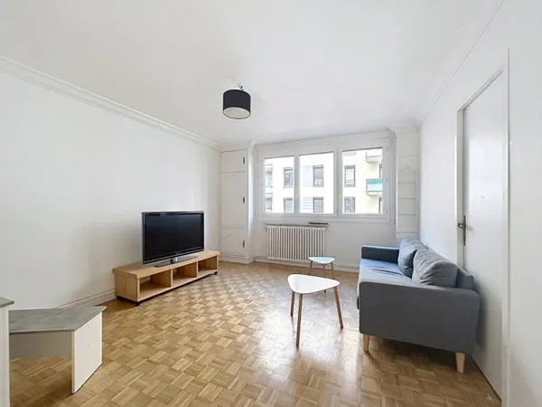 Exclusivité NESTENN : Charmant appartement 4 pièces à vendre à Saint-Étienne