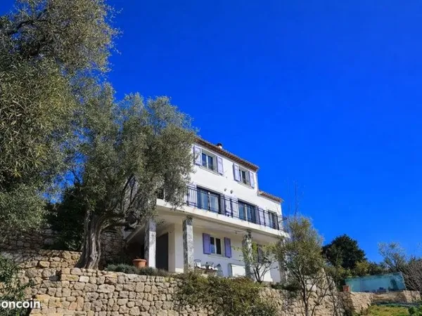 Maison 6 pièces 130 m²