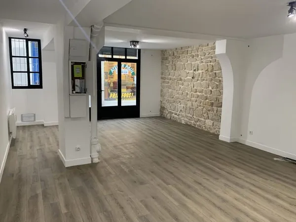 Local commercial 95 m²