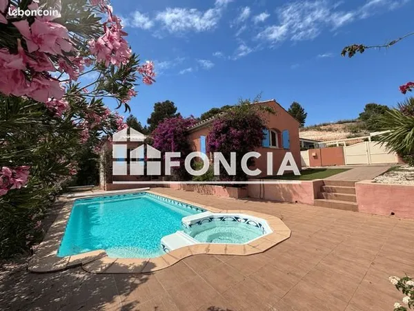 LEUCATE VILLAGE - Villa de plain-pied avec piscine et grand garage