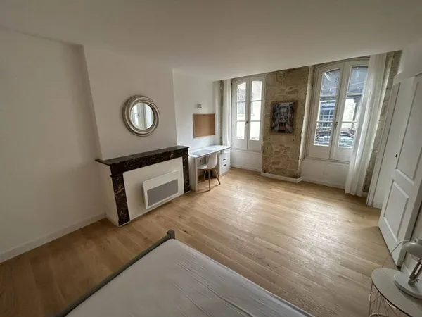 Studio 1 pièce 24 m²