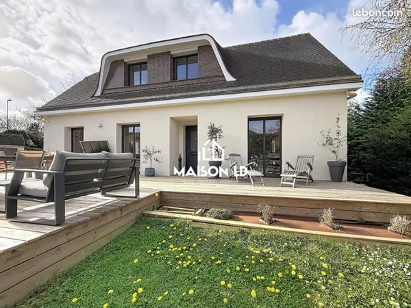 Maison 6 pièces 150 m²