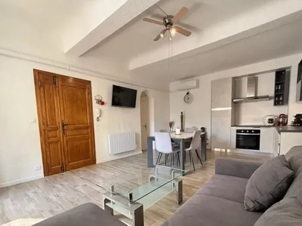 DRAGUIGNAN - APPARTEMENT T3 DE 56 M² - 1ER ÉTAGE