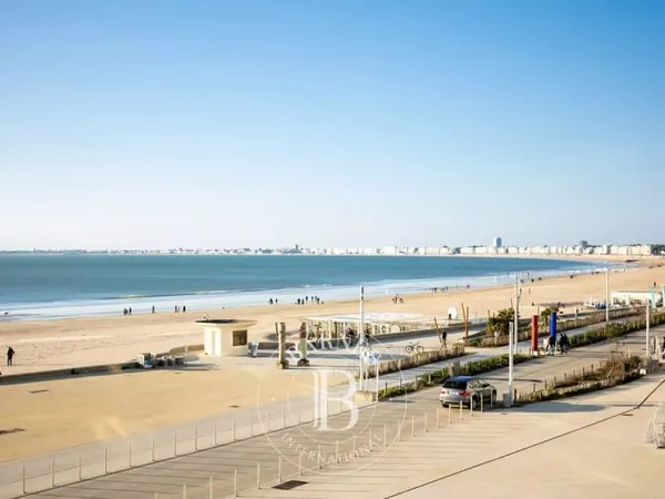 PORNICHET - CENTRE - Appartement 120 m² face à la mer
