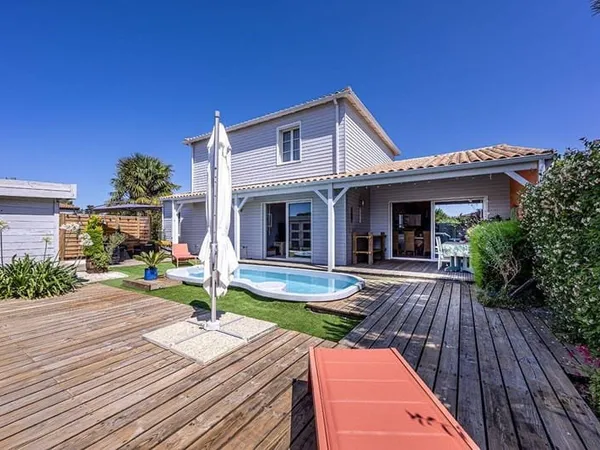 Maison de plain-pied 5 pièces 130 m²